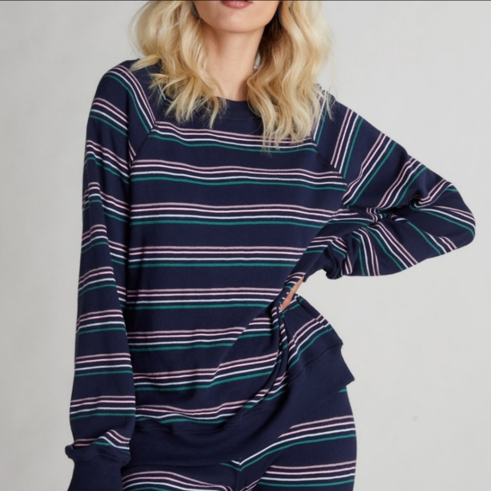 NWT WILDFOX SWEATSHIRT BAGGY OVERSIZED VINT